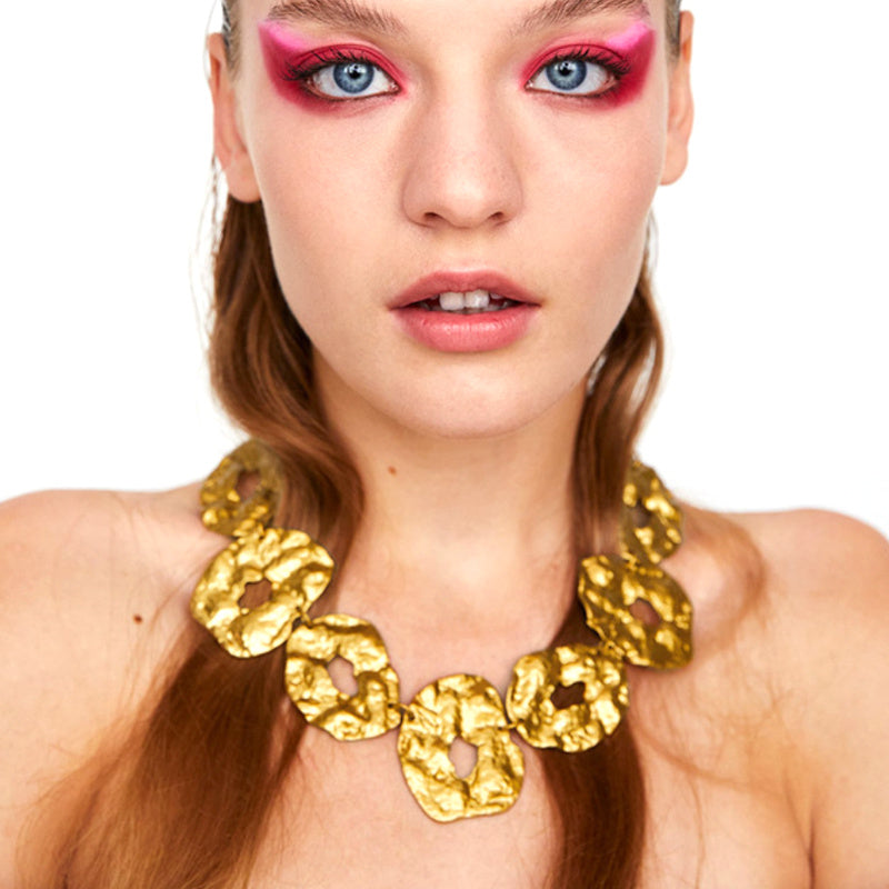 Irregular shape gold necklace