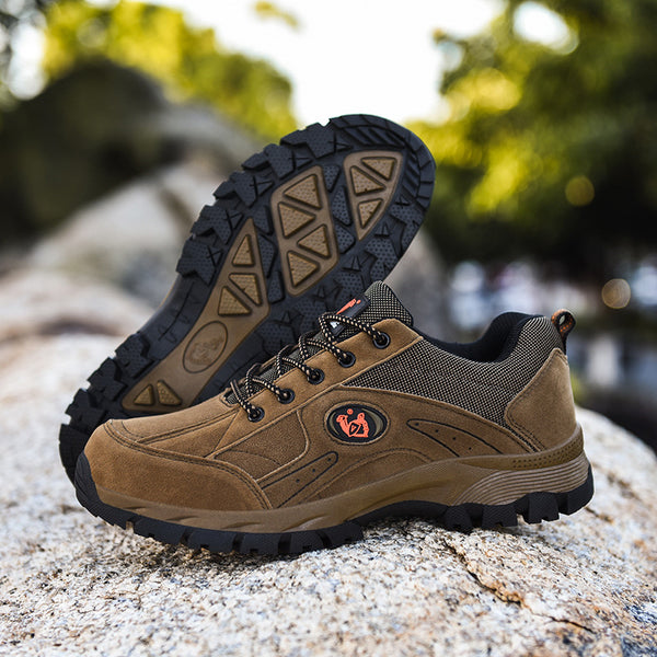 Outdoor Men's Hiking Shoes Plus Velvet Warm Cotton Shoes